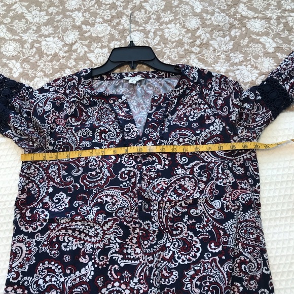 Crown & Ivy Navy and White Paisley Blouse - Picture 4 of 6